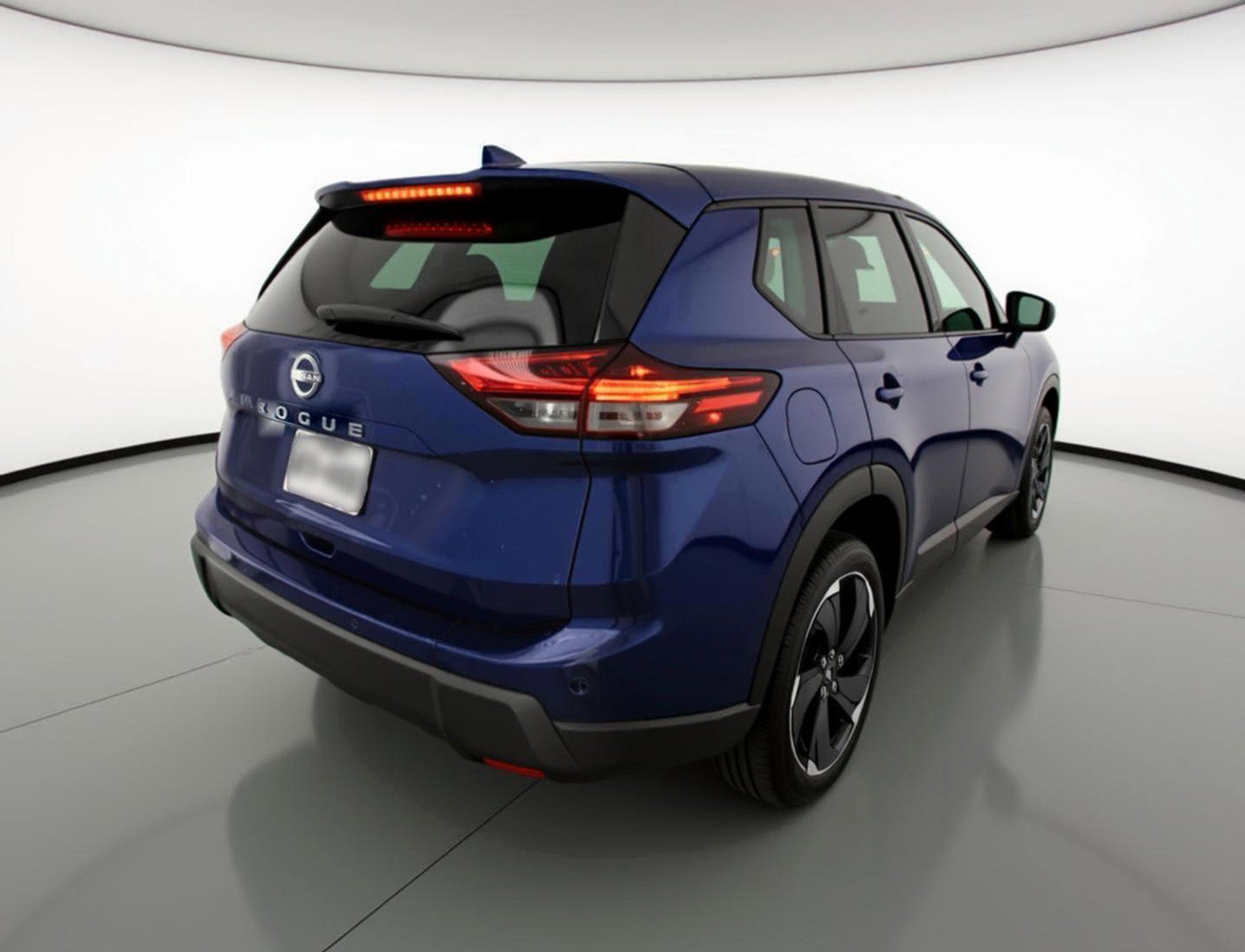 Used 2025 Nissan Rogue SV FWD image 9