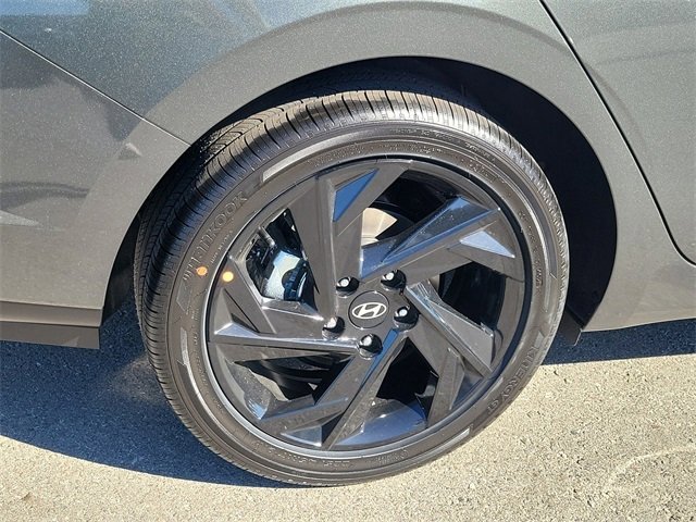 New 2026 Hyundai Elantra SEL Sport Premium image 24