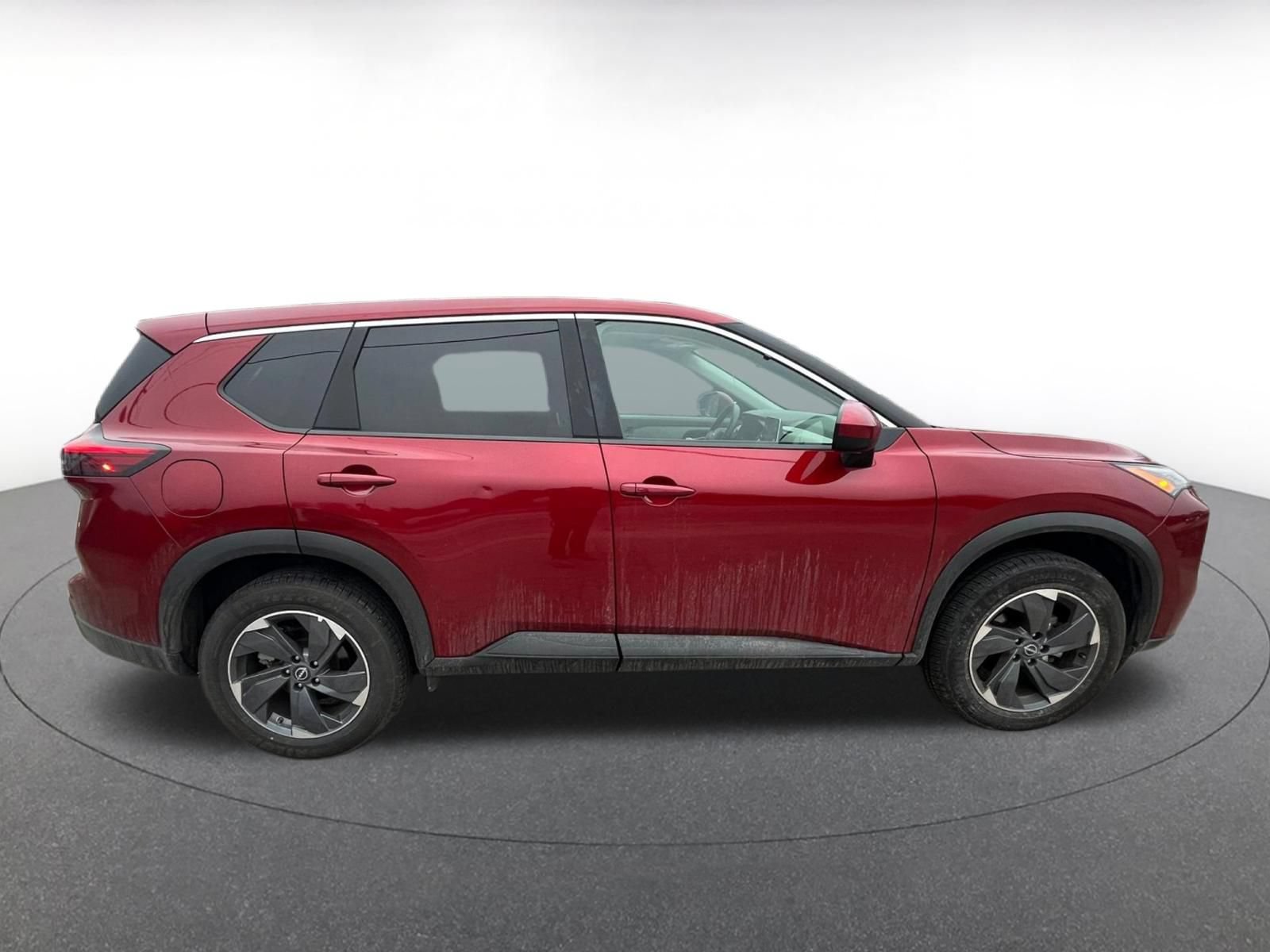 Used 2025 Nissan Rogue SV FWD image 8