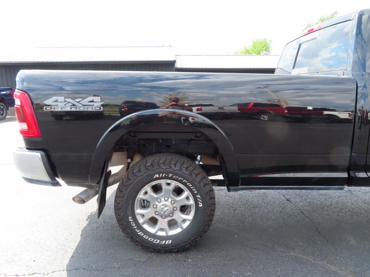 Used 2022 RAM 2500 Laramie AWD/4WD image 17