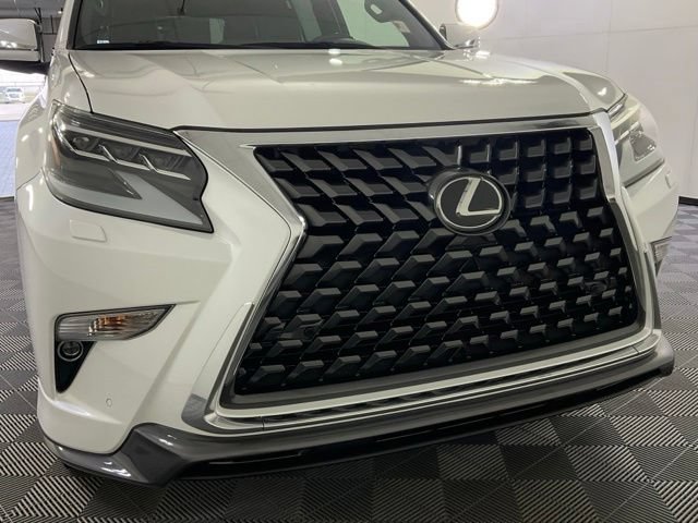 Used 2021 Lexus GX 460 Premium w/ Accessory Package AWD/4WD image 8