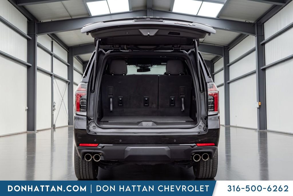 Used 2025 Chevrolet Tahoe RST AWD/4WD image 25
