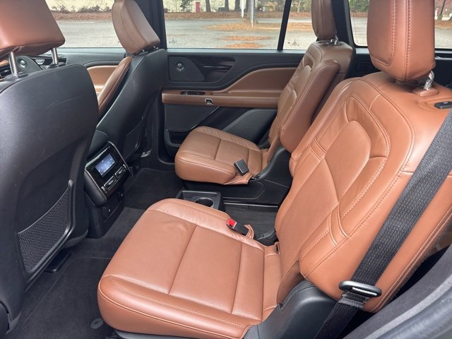 Used 2023 Lincoln Aviator Reserve w/ Equipment Group 201A image 22