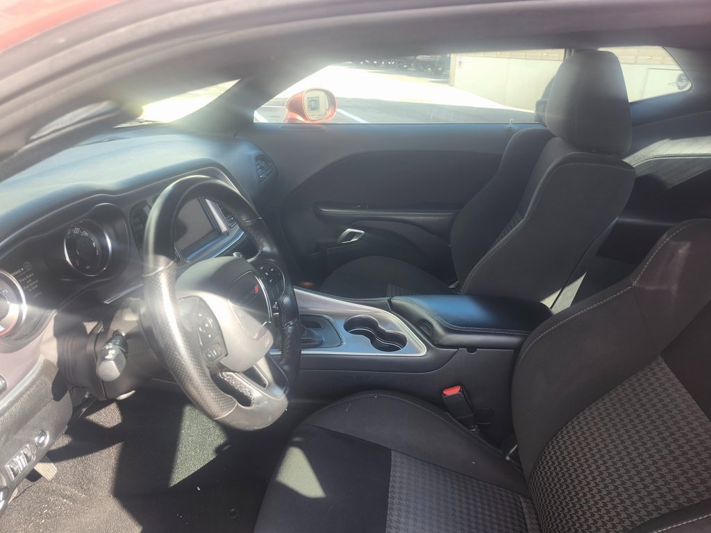 Used 2022 Dodge Challenger GT image 17