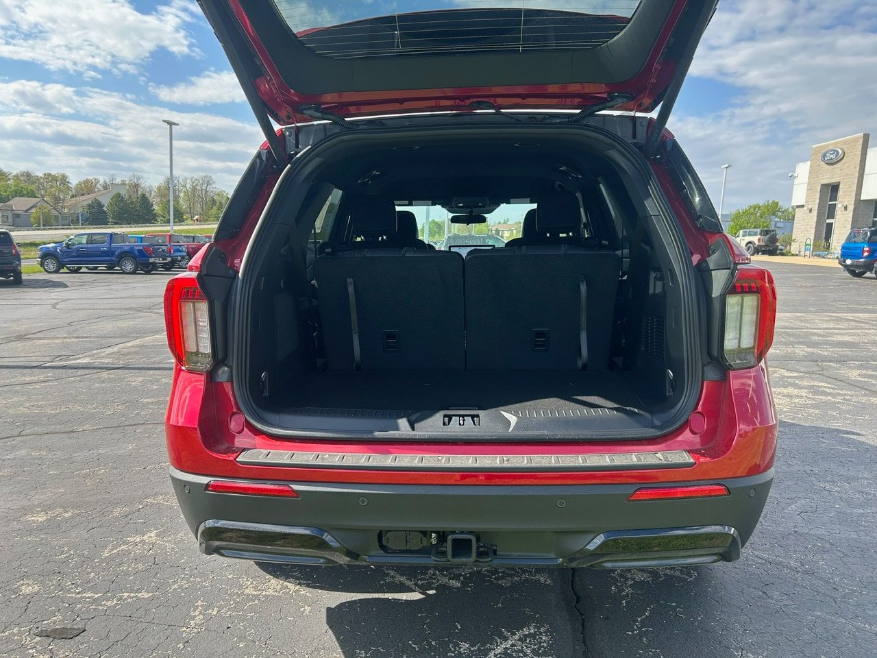 Certified 2026 Ford Explorer ST-Line AWD/4WD image 23