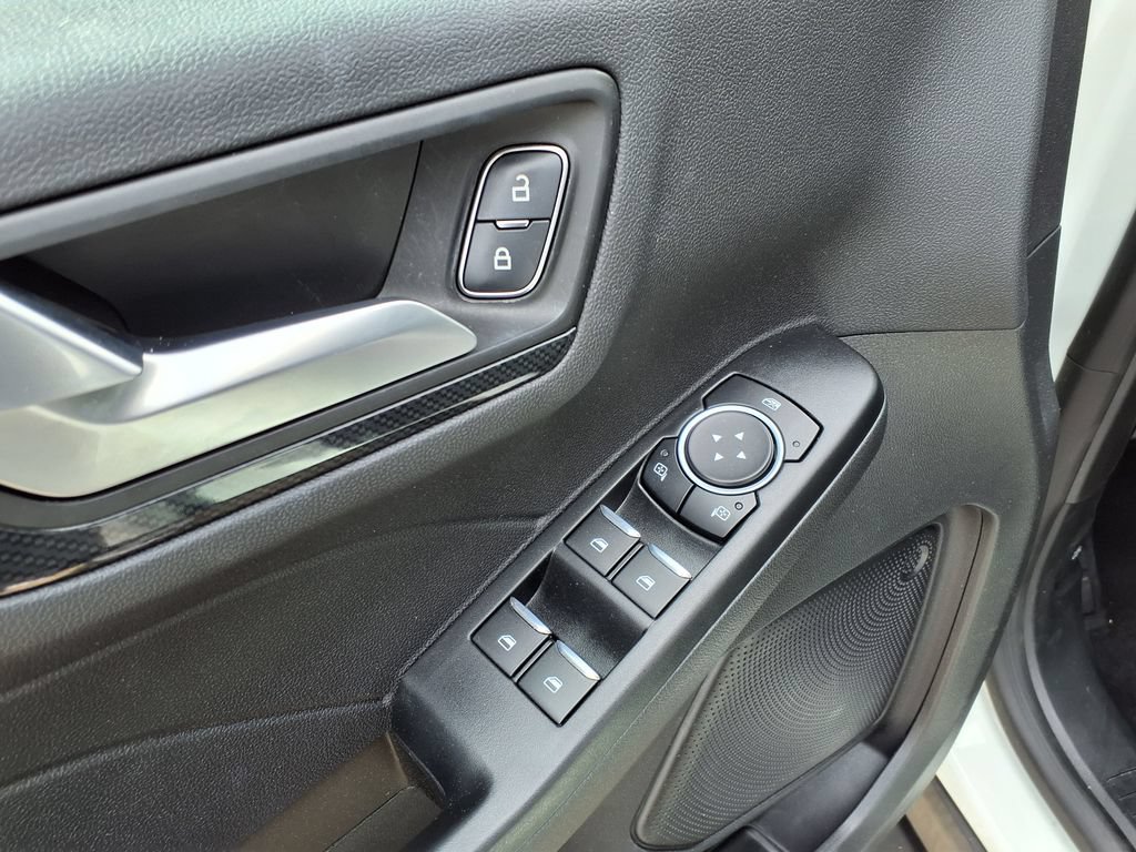 Used 2023 Ford Escape ST-Line FWD image 23