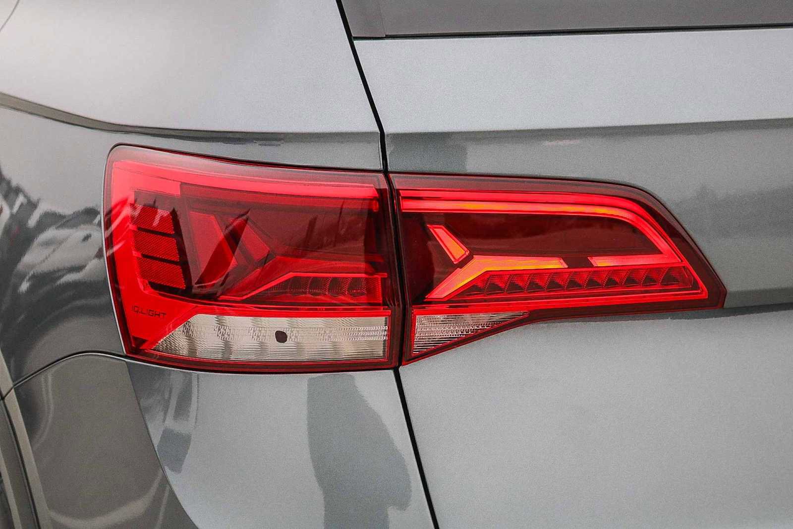 Used 2022 Volkswagen Taos SE image 9