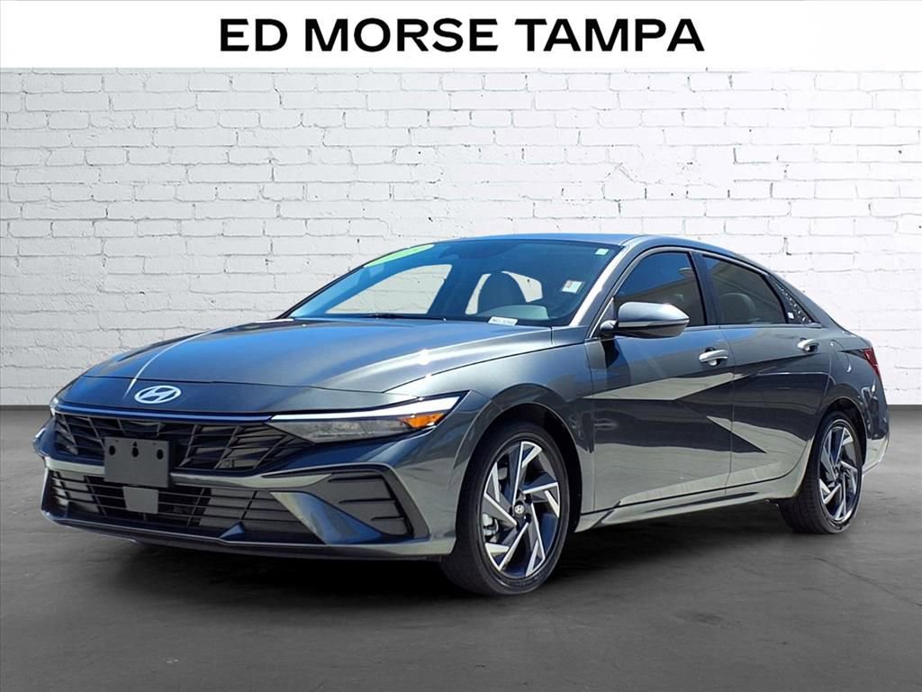Used 2025 Hyundai Elantra Limited FWD video 1