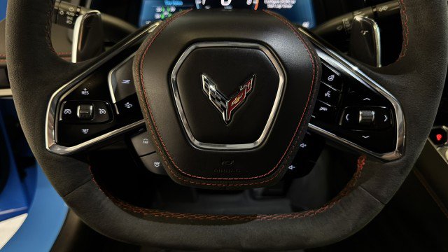 Used 2024 Chevrolet Corvette Stingray Premium Cpe w/ Z51 Performance Package RWD image 10