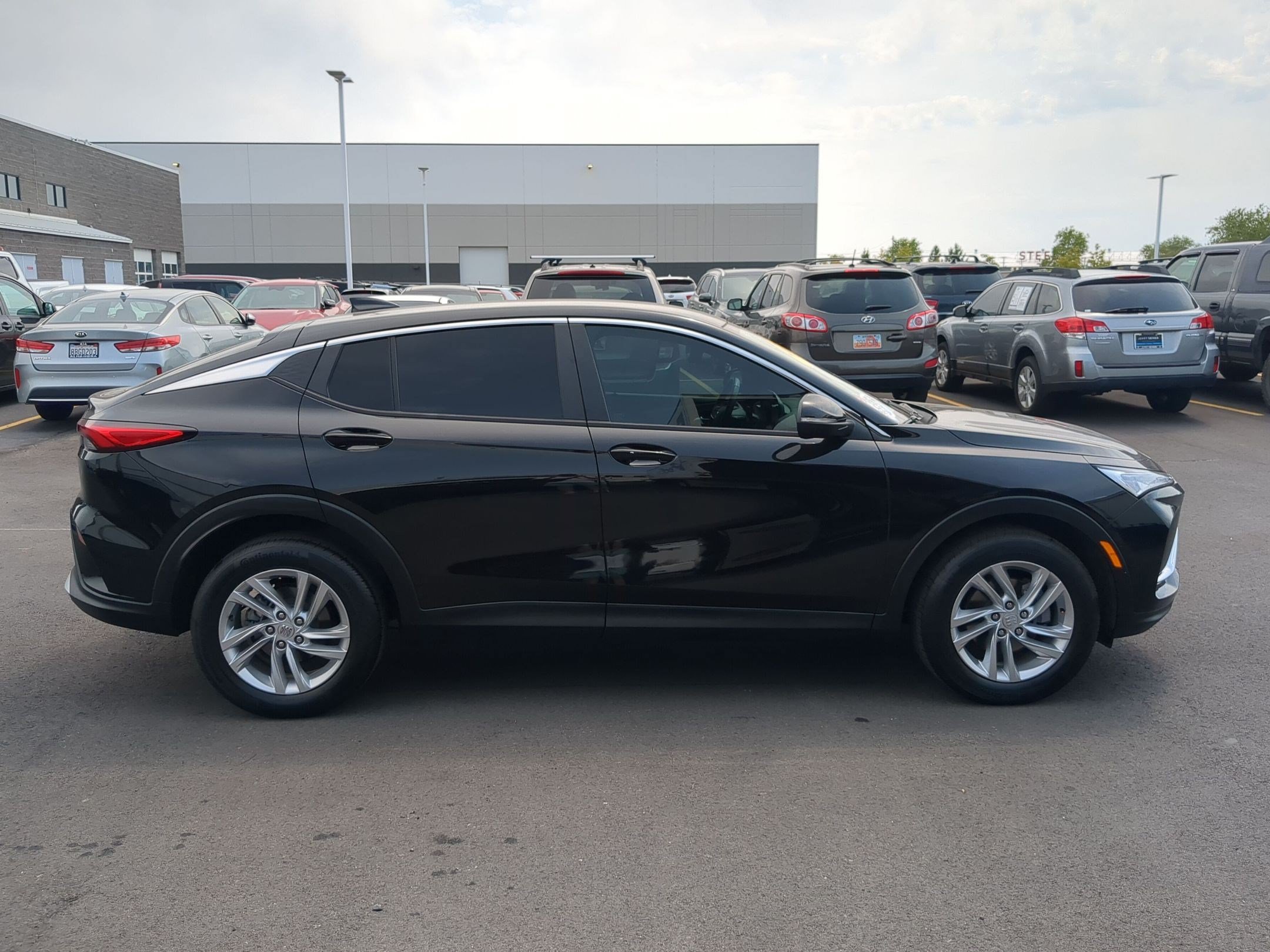 Used 2024 Buick Envista Preferred w/ Convenience I Package FWD image 7