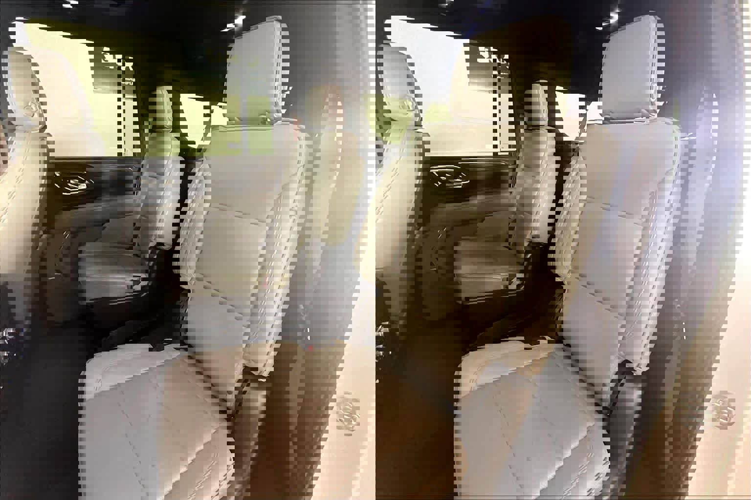 Certified 2023 GMC Yukon XL SLT w/ SLT Premium Package image 19