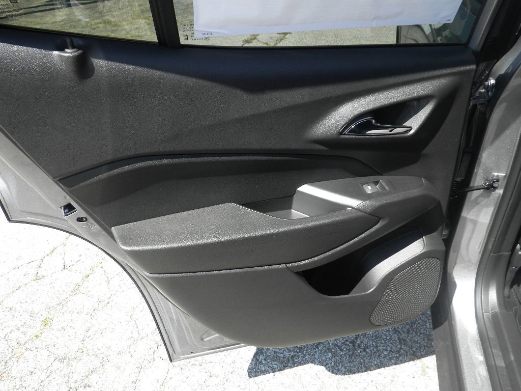 New 2025 Chevrolet Trax ACTIV w/ Driver Confidence Package image 25