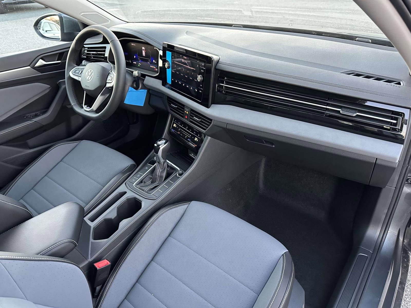 New 2026 Volkswagen Jetta SE image 12