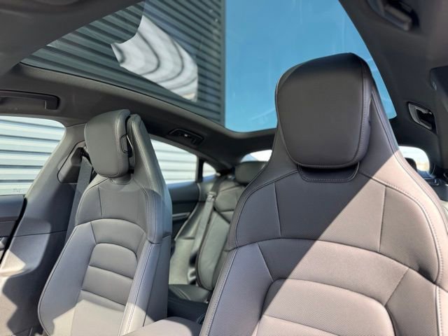 New 2025 Porsche Taycan 4S AWD/4WD image 32