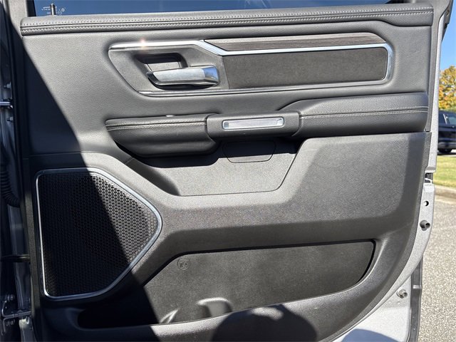 Used 2025 RAM 1500 Laramie image 16