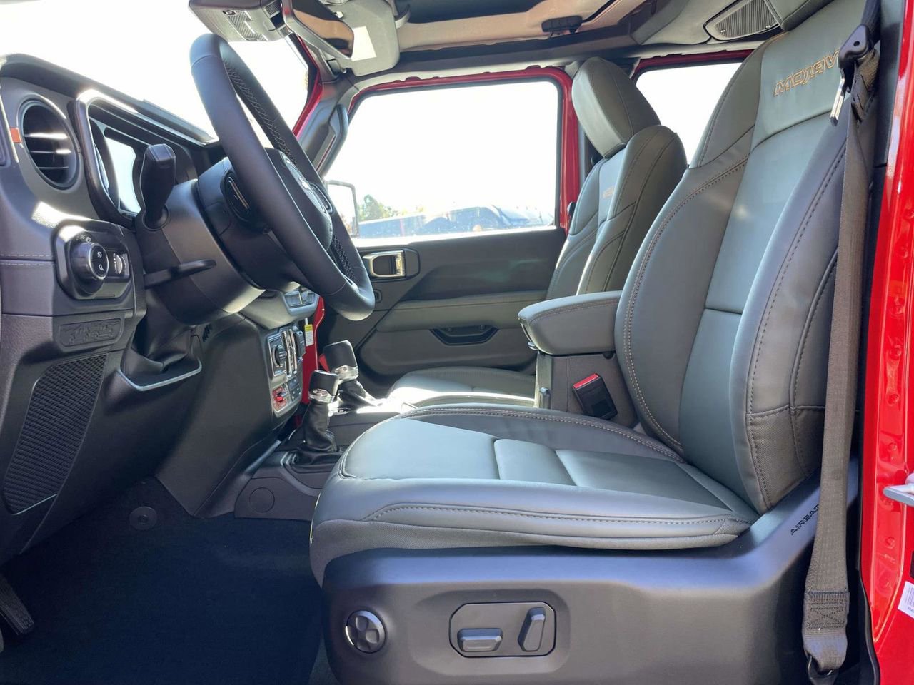 New 2025 Jeep Gladiator Mojave image 24