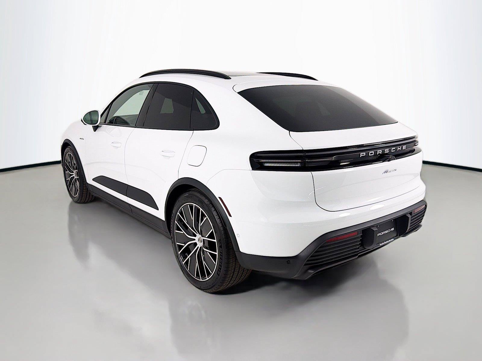 Certified 2026 Porsche Macan Electric RWD image 3