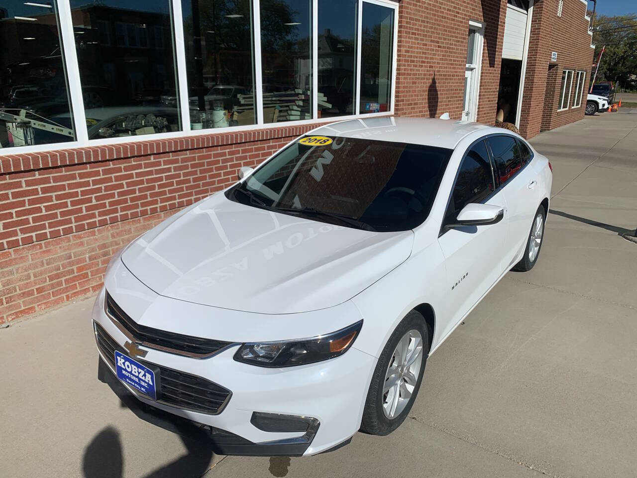 Used 2018 Chevrolet Malibu LT image 4