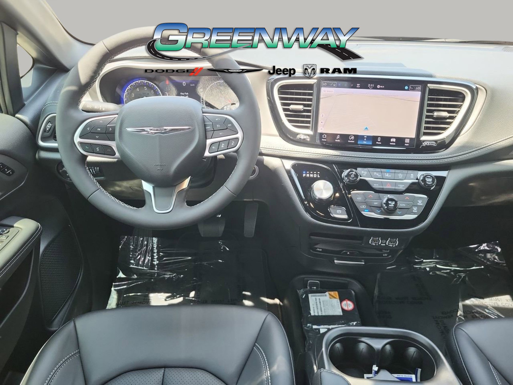 New 2025 Chrysler Pacifica Select w/ Uconnect Theater Family Group image 12