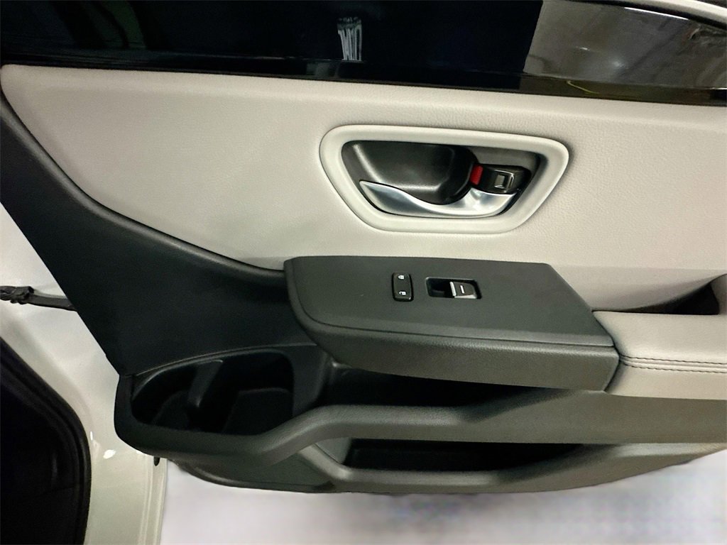 New 2025 Honda Pilot EX-L image 32