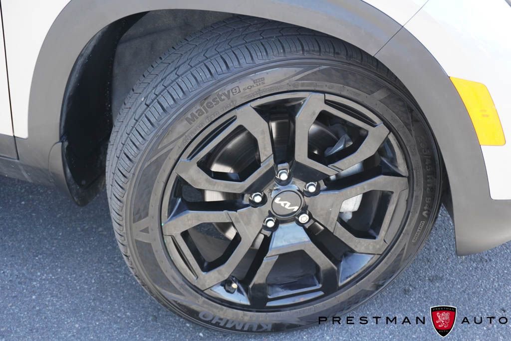 Used 2024 Kia Seltos X-Line AWD/4WD image 12
