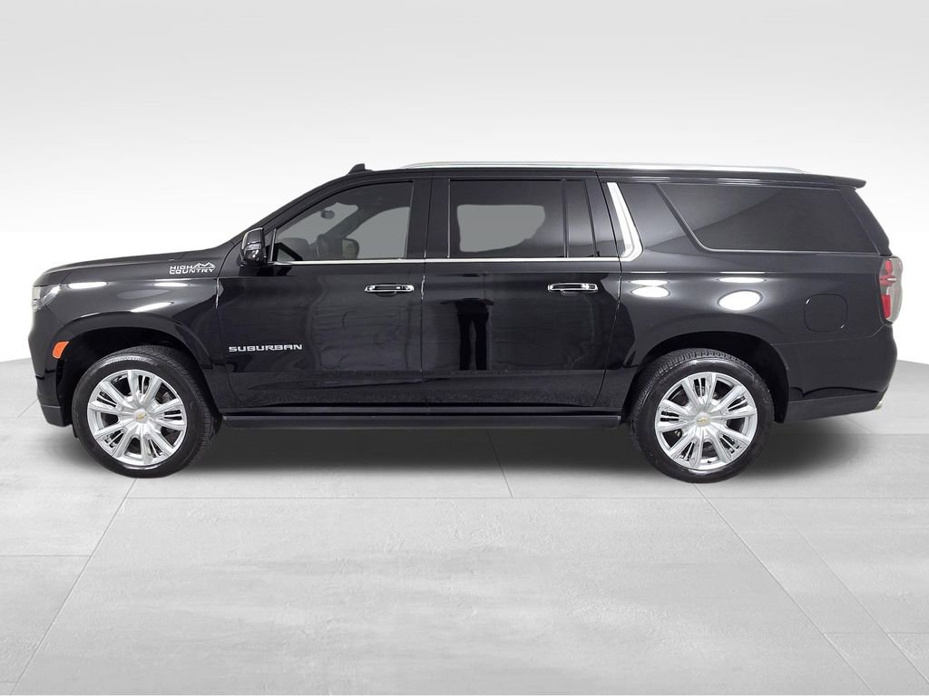 Used 2024 Chevrolet Suburban High Country AWD/4WD image 4