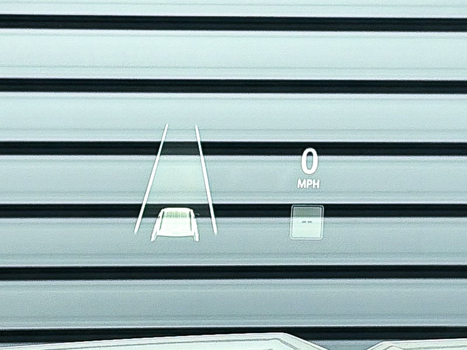 Used 2021 GMC Yukon Denali w/ Denali Premium Package image 6