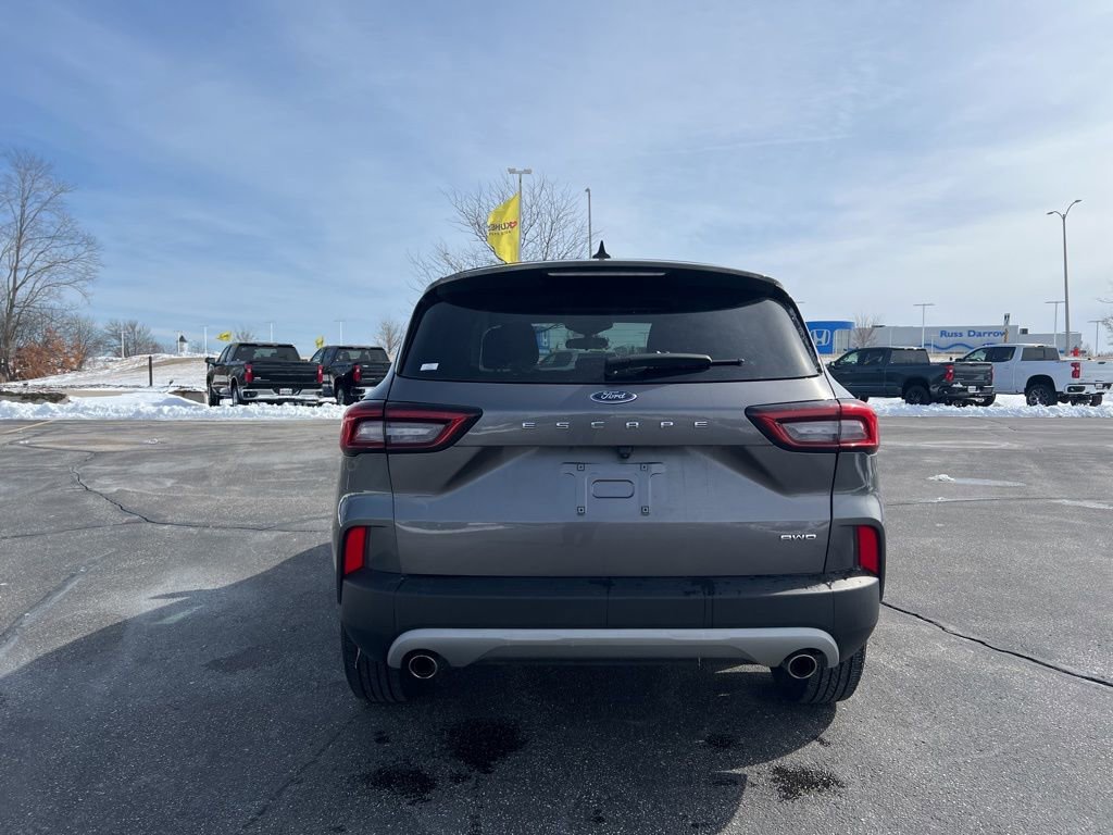 Used 2023 Ford Escape Active image 4
