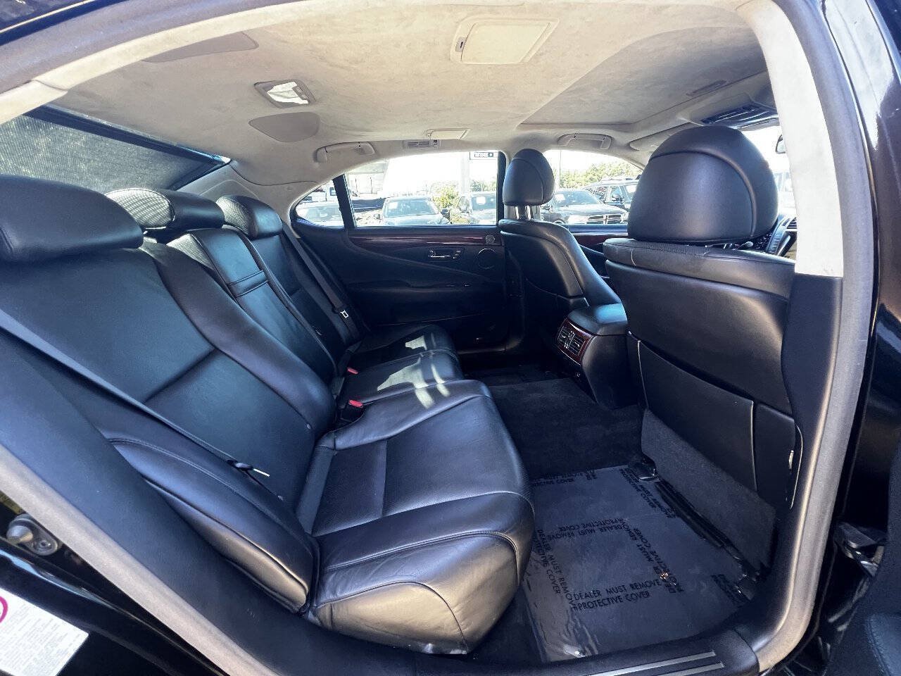 Used 2007 Lexus LS 460 L RWD image 11