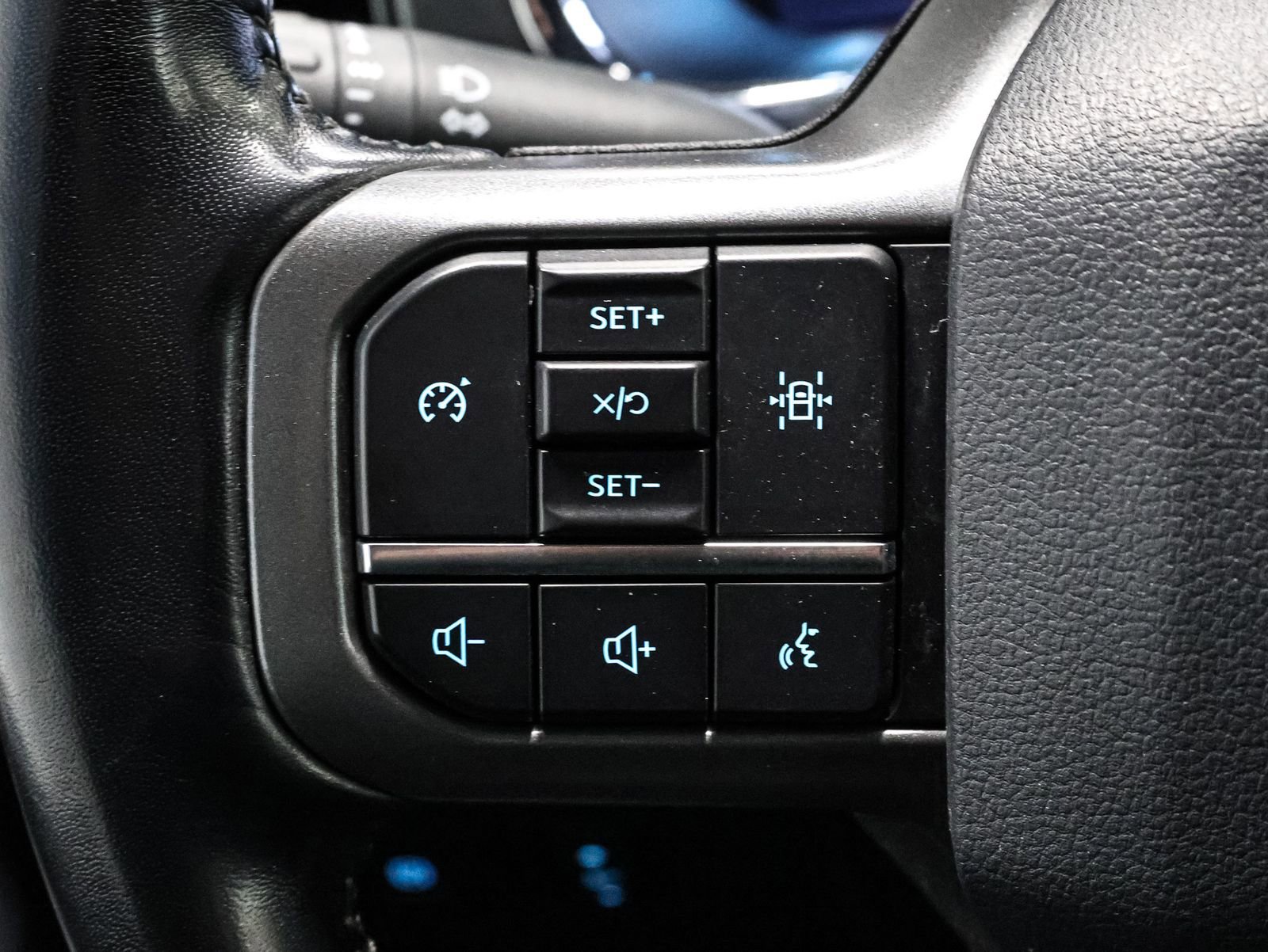 Certified 2021 Ford F150 Lariat image 34