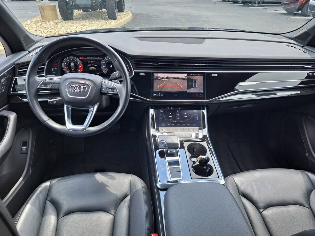 Used 2021 Audi Q7 3.0T Premium Plus w/ Premium Plus Package AWD/4WD image 13