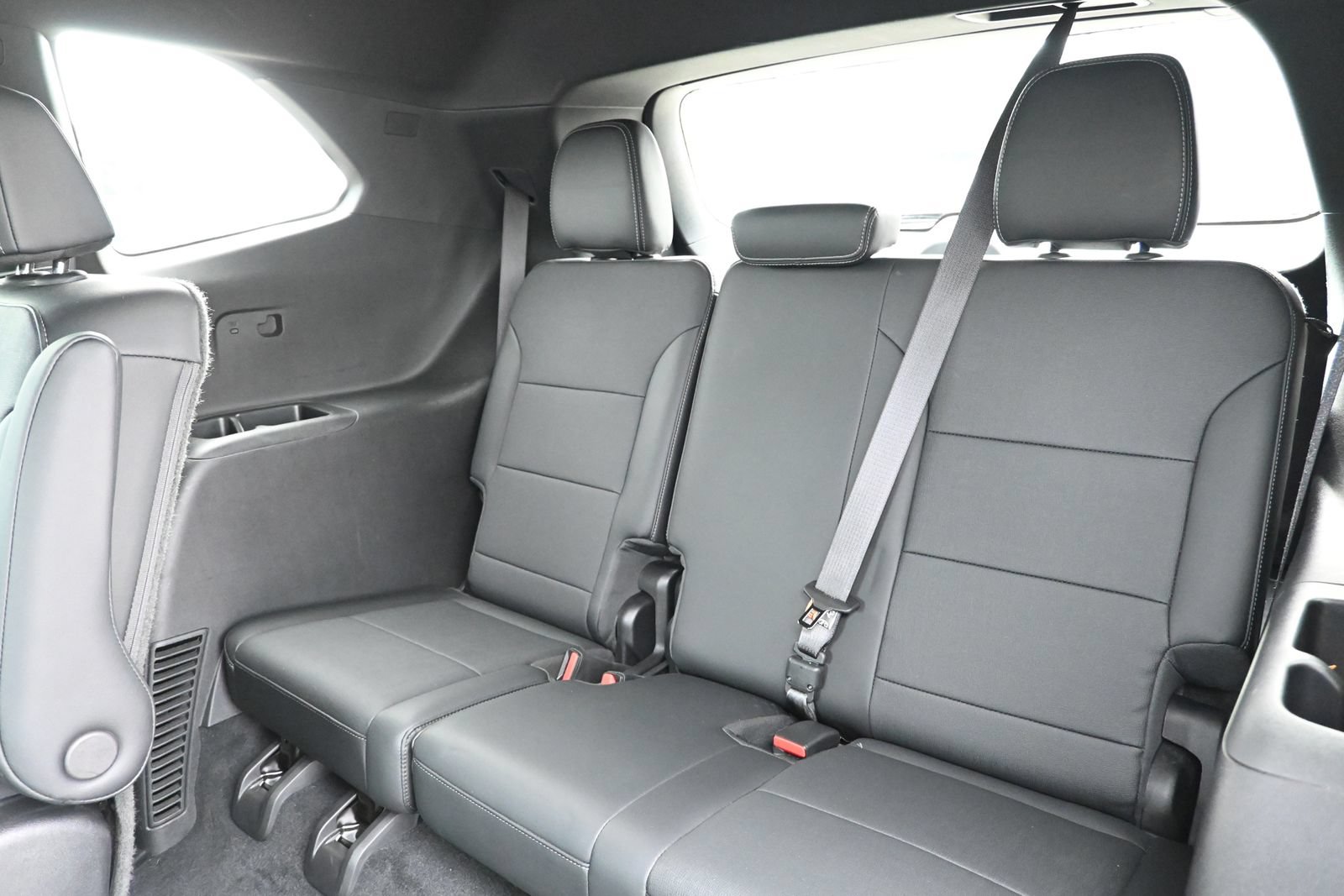 Used 2026 Buick Enclave Preferred FWD image 29