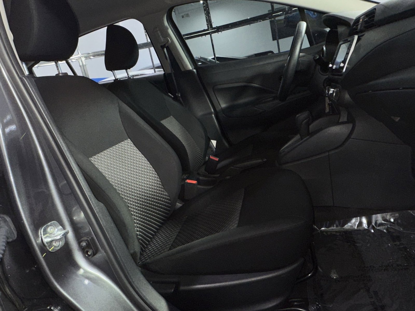 Used 2024 Nissan Versa S image 33