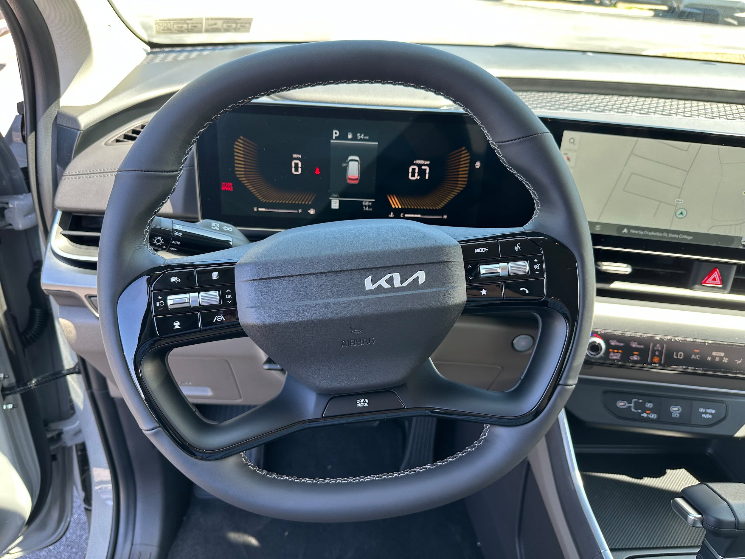 New 2027 Kia Carnival FWD image 34
