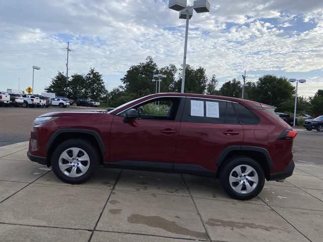 Used 2023 Toyota RAV4 LE AWD/4WD image 7