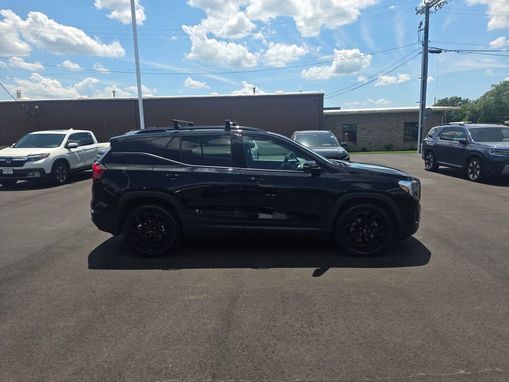 Used 2019 GMC Terrain SLT w/ Preferred Package AWD/4WD image 2
