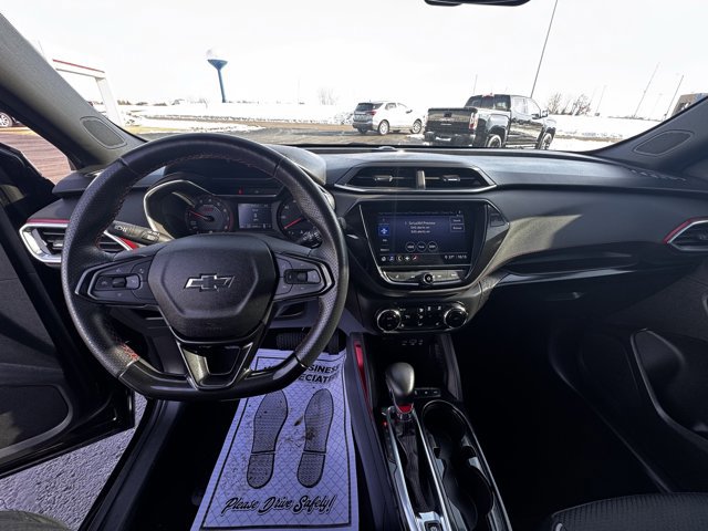 Used 2021 Chevrolet TrailBlazer RS w/ Convenience Package image 13