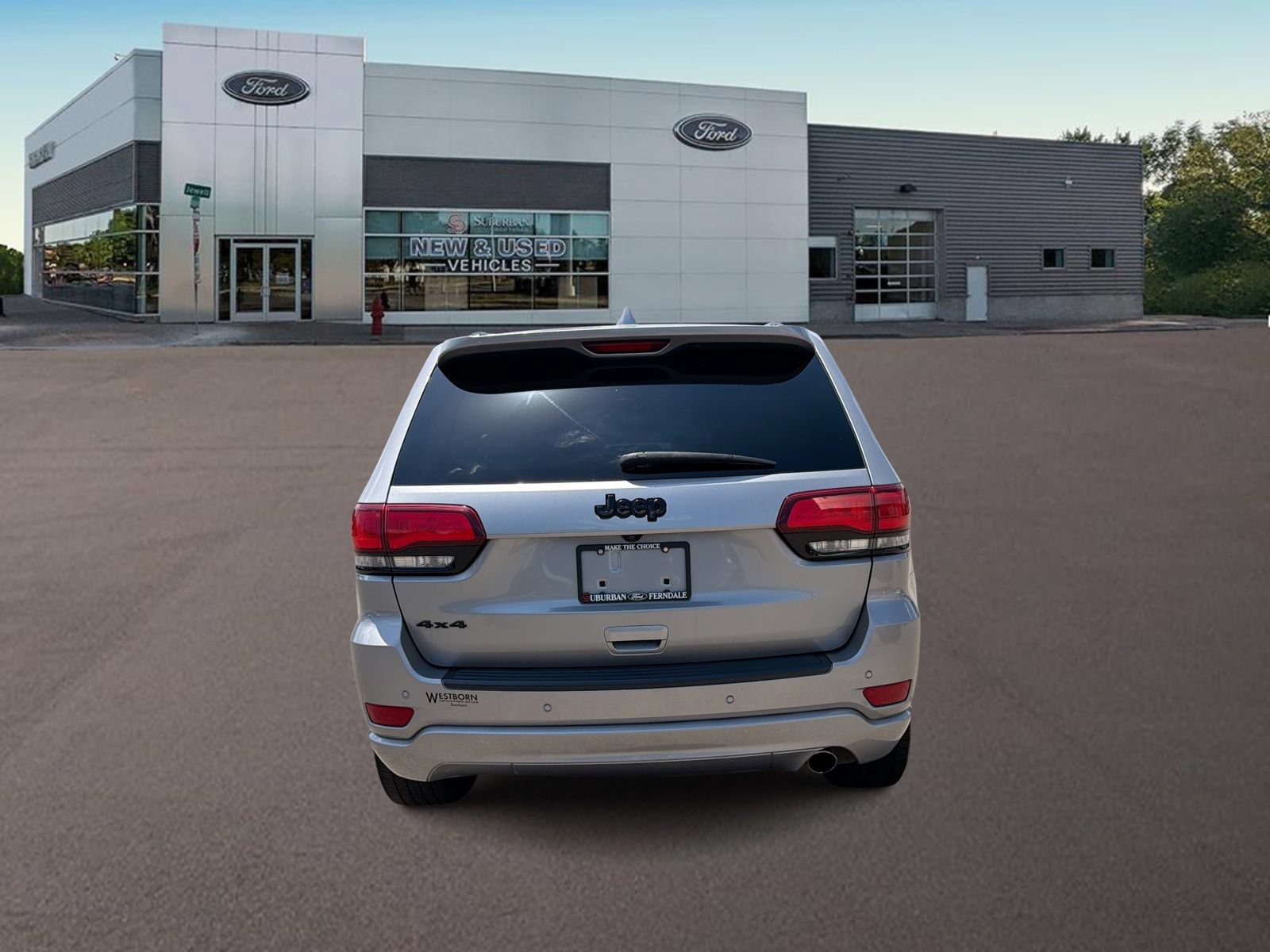 Used 2019 Jeep Grand Cherokee Altitude AWD/4WD image 8