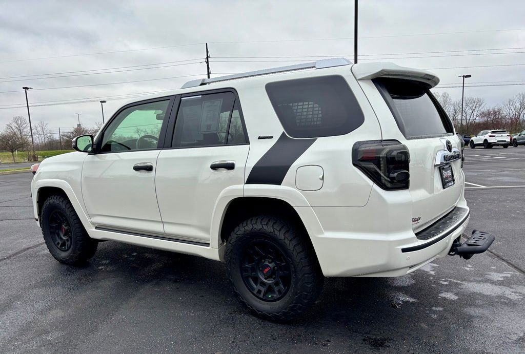 Used 2023 Toyota 4Runner Limited AWD/4WD image 5