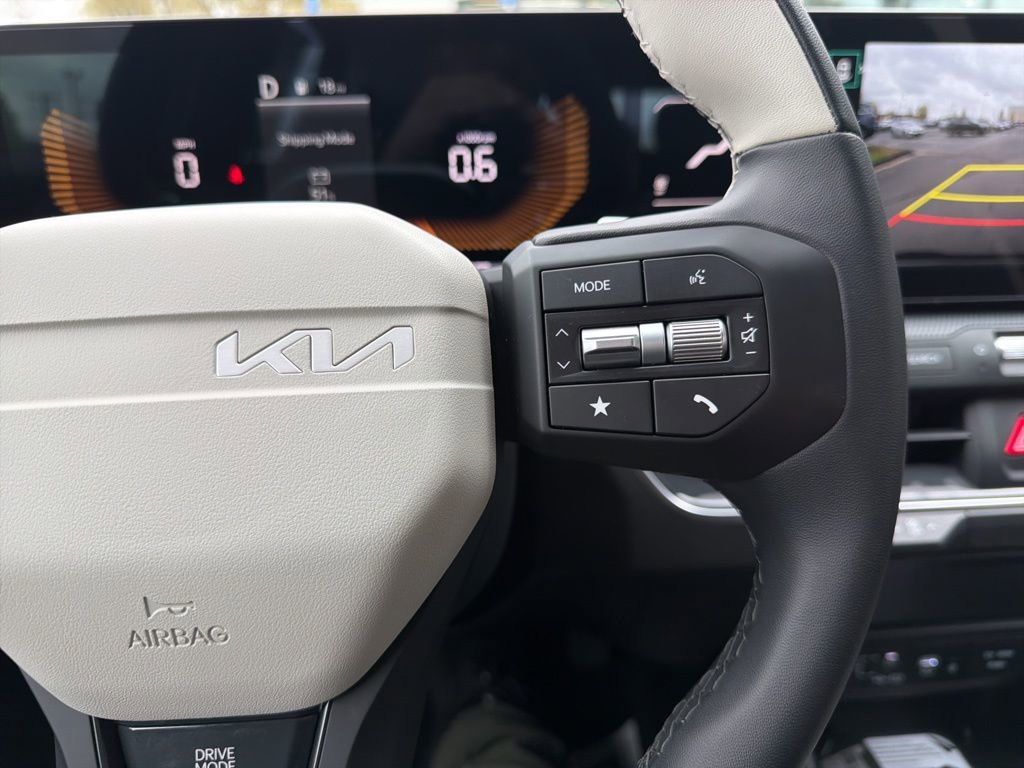 New 2026 Kia K4 GT-Line FWD image 33