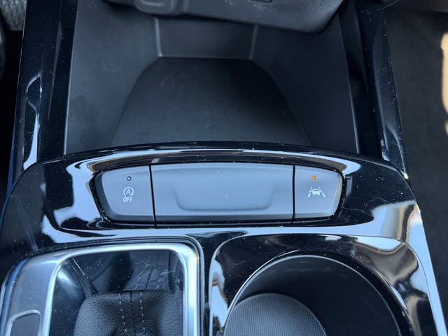 Used 2025 Chevrolet Trax LT w/ LT Convenience Package image 22