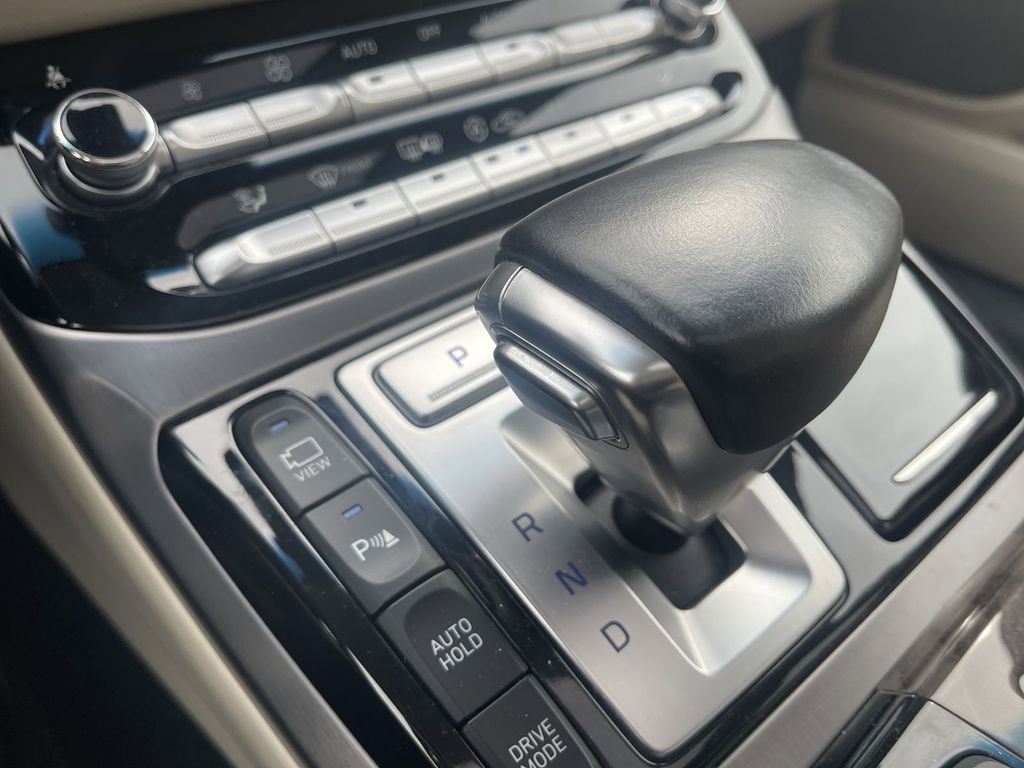 Used 2018 Genesis G90 5.0 Ultimate image 34