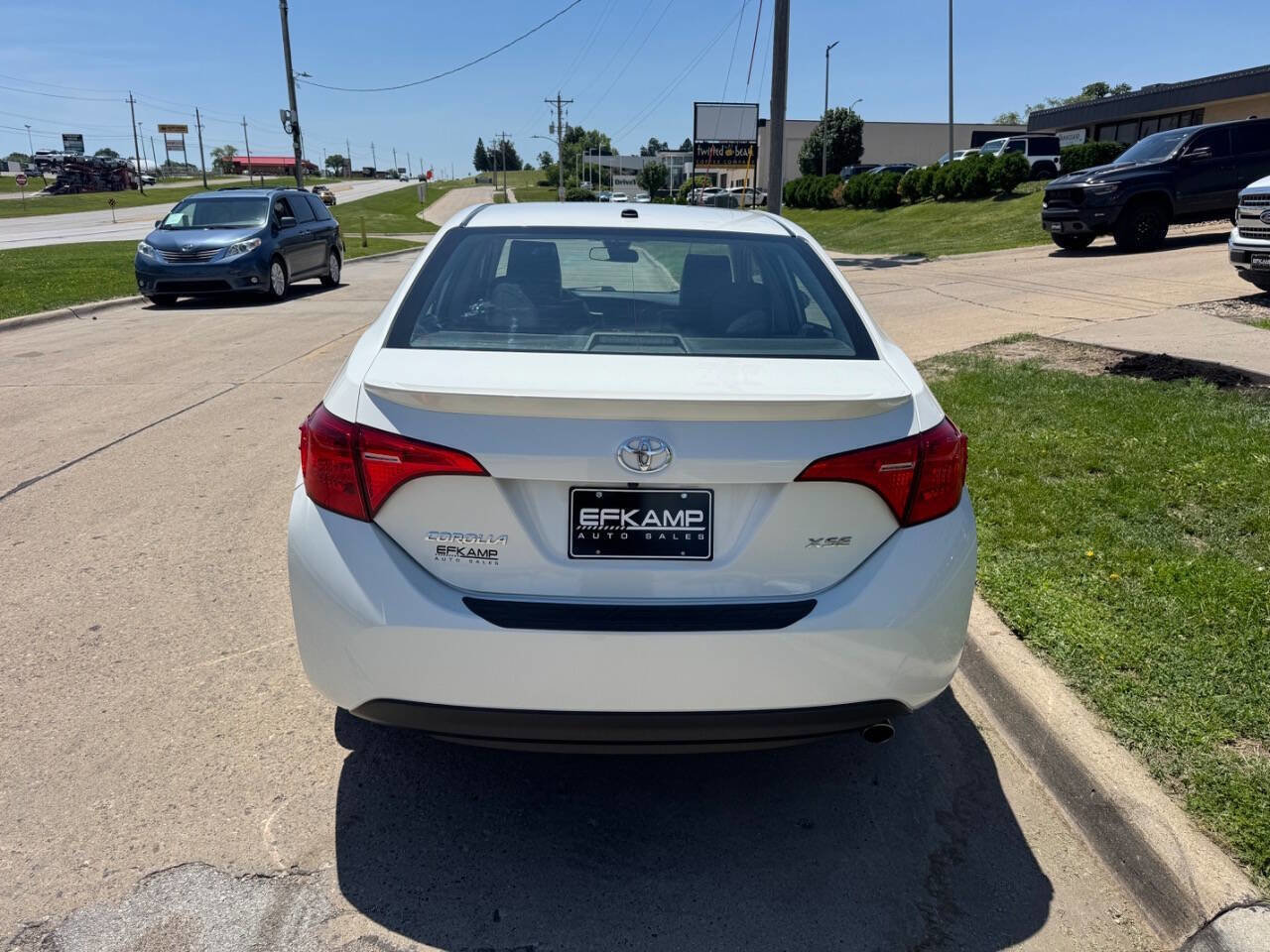Used 2018 Toyota Corolla XSE w/ Body Protection Package FWD image 4