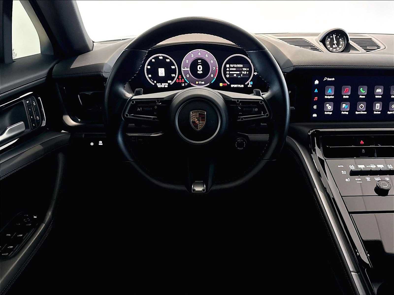 Used 2024 Porsche Panamera 4 AWD/4WD image 17