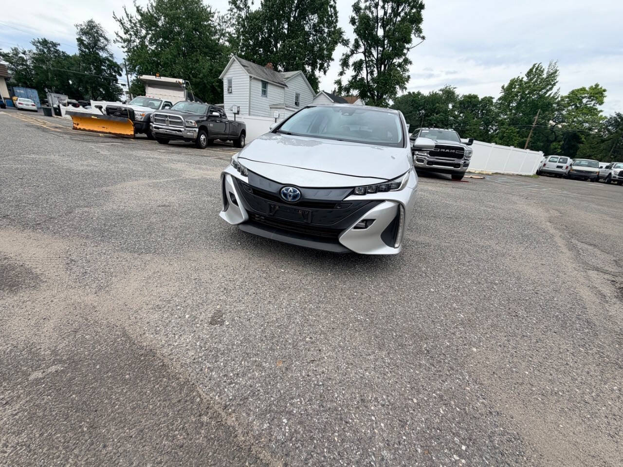 Used 2020 Toyota Prius Prime XLE FWD image 13