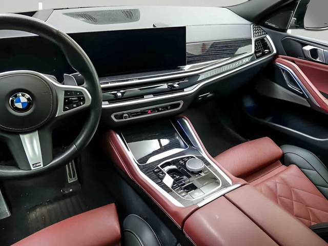 Used 2025 BMW X6 xDrive40i w/ Premium Package AWD/4WD image 14