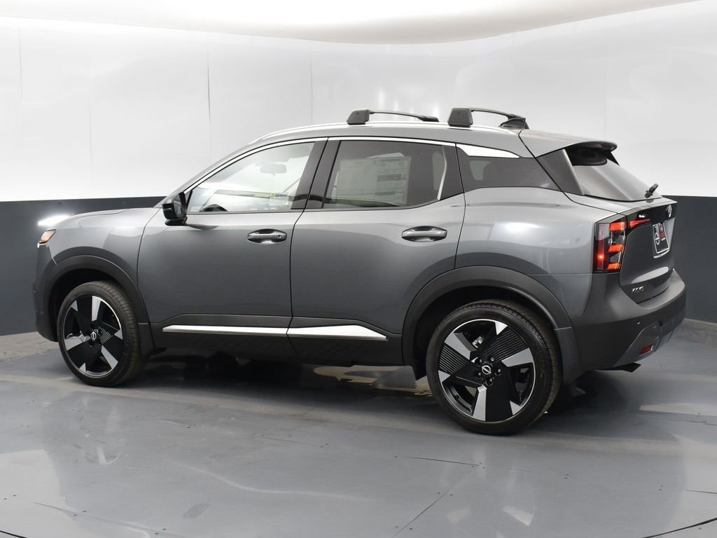 New 2026 Nissan Kicks SR w/ Cold Weather Package image 5