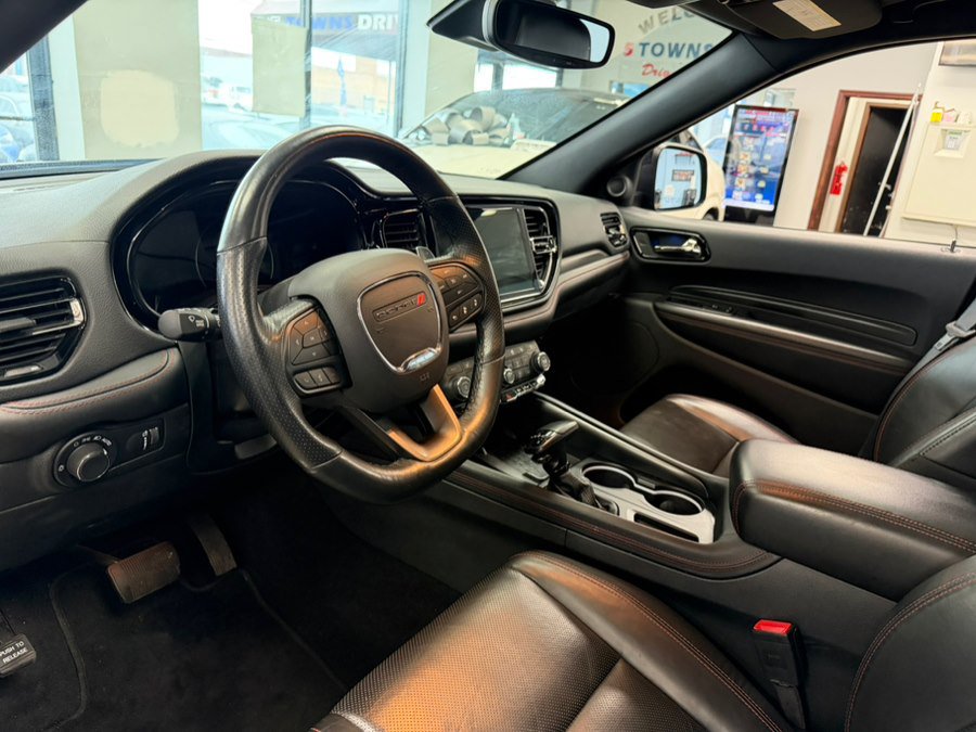 Used 2025 Dodge Durango GT AWD/4WD image 16