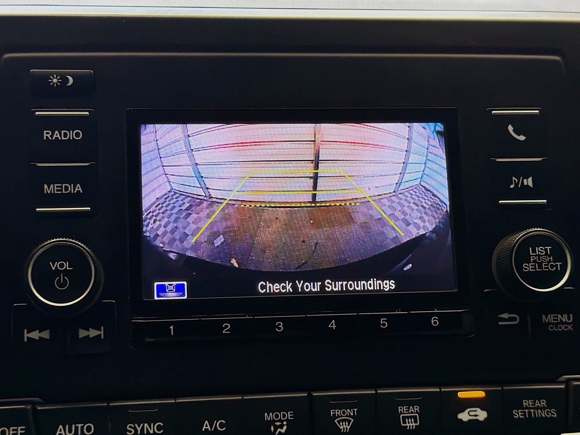 Used 2019 Honda Odyssey LX image 17