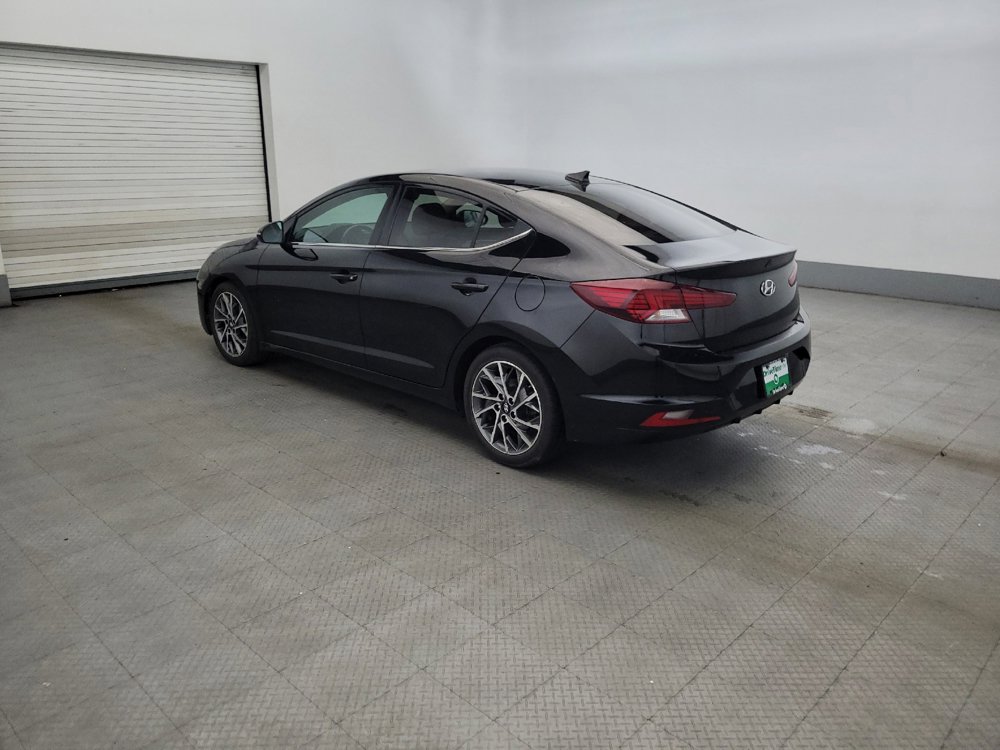Used 2020 Hyundai Elantra Limited FWD image 3